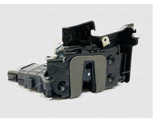 U0528006L UkorAuto Замок двери передней левой